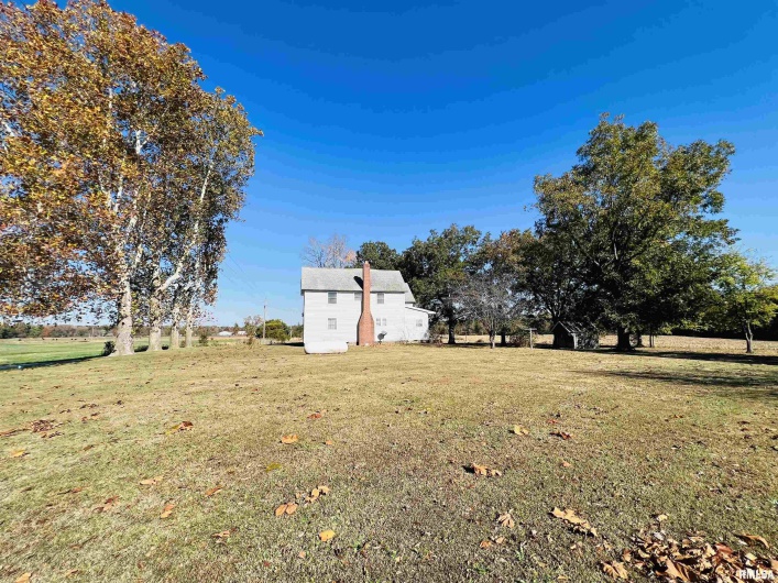 17064 Old Frankfort Road, Johnston City, Illinois 62951, 5 Bedrooms Bedrooms, 0 ,2 BathroomsBathrooms,Residential,For Sale,Old Frankfort,0,RMAEB451336