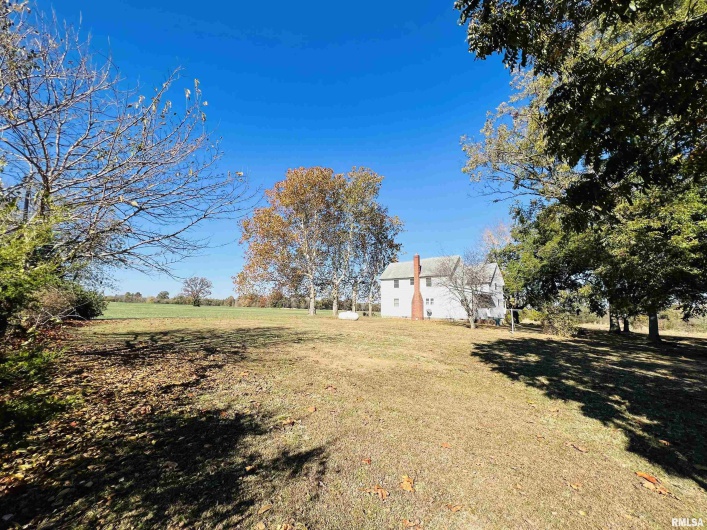 17064 Old Frankfort Road, Johnston City, Illinois 62951, 5 Bedrooms Bedrooms, 0 ,2 BathroomsBathrooms,Residential,For Sale,Old Frankfort,0,RMAEB451336