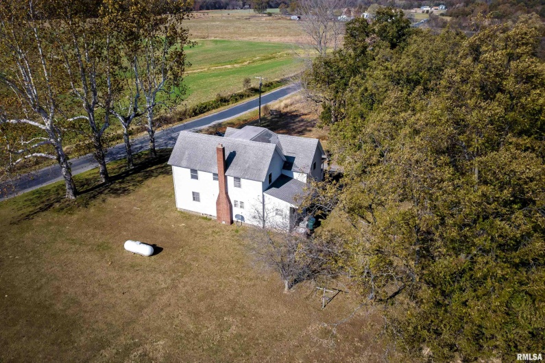 17064 Old Frankfort Road, Johnston City, Illinois 62951, 5 Bedrooms Bedrooms, 0 ,2 BathroomsBathrooms,Residential,For Sale,Old Frankfort,0,RMAEB451336