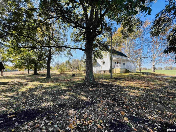 17064 Old Frankfort Road, Johnston City, Illinois 62951, 5 Bedrooms Bedrooms, 0 ,2 BathroomsBathrooms,Residential,For Sale,Old Frankfort,0,RMAEB451336