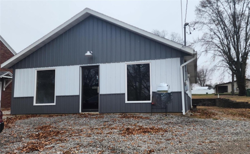 1309 Allendale Boulevard, Chester, Illinois 62233, ,Commercial Sale,For Sale,Allendale,MAR23071405