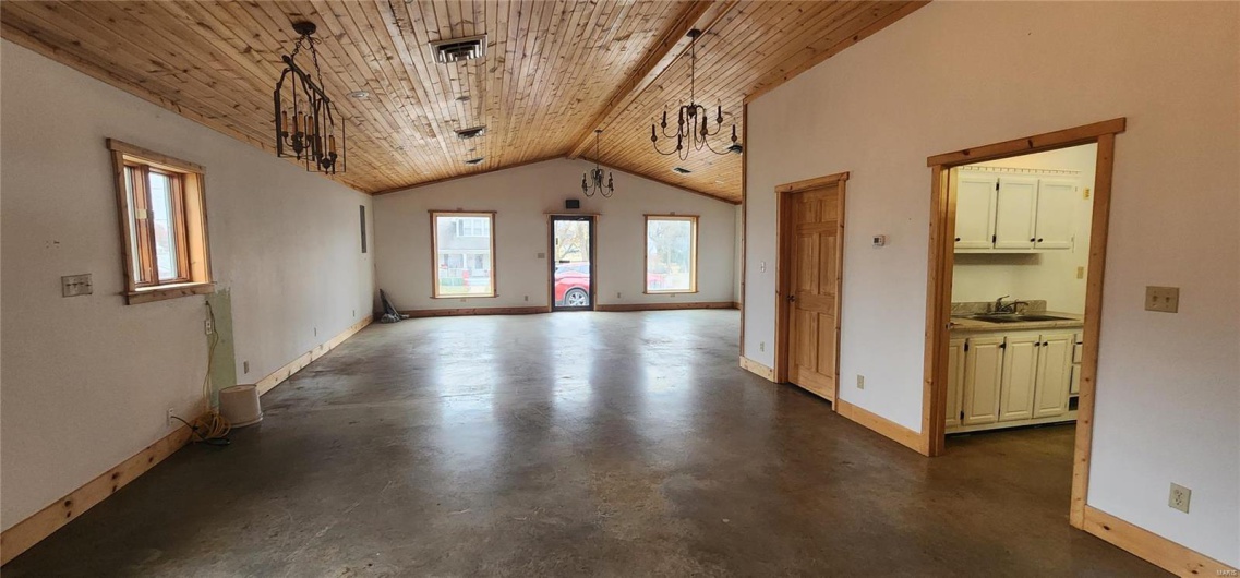1309 Allendale Boulevard, Chester, Illinois 62233, ,Commercial Sale,For Sale,Allendale,MAR23071405