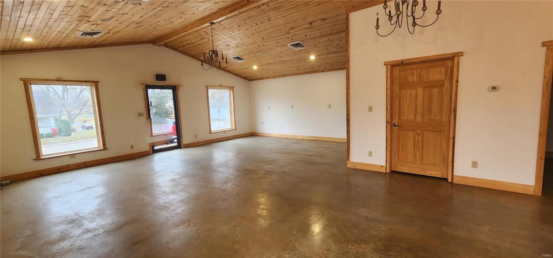 1309 Allendale Boulevard, Chester, Illinois 62233, ,Commercial Sale,For Sale,Allendale,MAR23071405