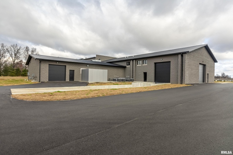 950 Pentecost Road, Marion, Illinois 62959, 0 , 0 ,0,Commercial Sale,For Sale,Pentecost,0,RMAEB451615