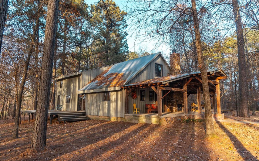 15247 Laminack Road, Carterville, Illinois 62918, 2 Bedrooms Bedrooms, 8 Rooms Rooms,1 BathroomBathrooms,Farm,For Sale,Laminack,MAR23073464
