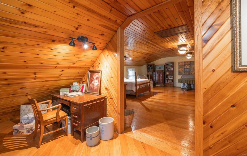 15247 Laminack Road, Carterville, Illinois 62918, 2 Bedrooms Bedrooms, 8 Rooms Rooms,1 BathroomBathrooms,Farm,For Sale,Laminack,MAR23073464