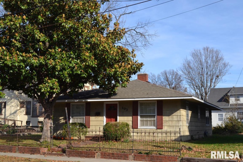 405 ASH Street, Carbondale, Illinois 61901, 0 , 0 ,0,Commercial Sale,For Sale,ASH,0,RMAEB451676