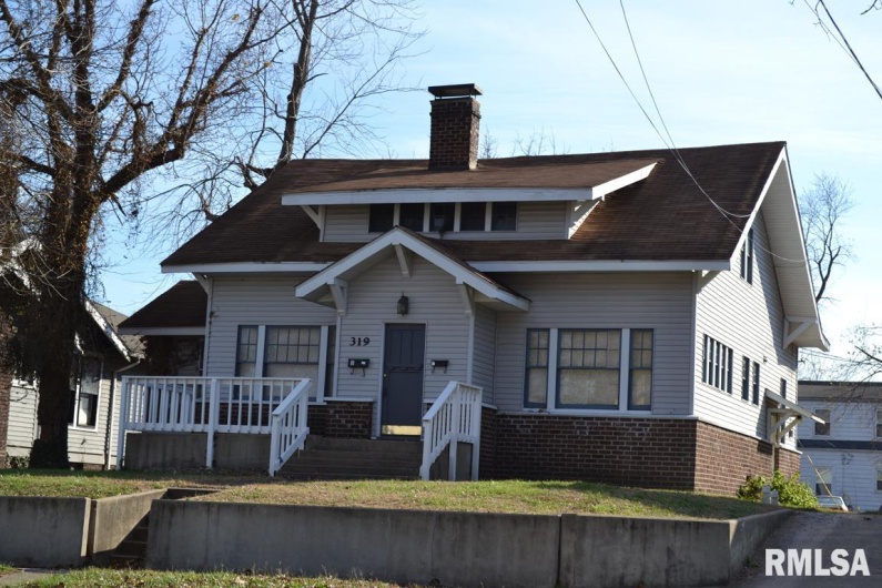 405 ASH Street, Carbondale, Illinois 61901, 0 , 0 ,0,Commercial Sale,For Sale,ASH,0,RMAEB451676