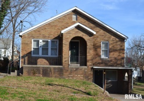 405 ASH Street, Carbondale, Illinois 61901, 0 , 0 ,0,Commercial Sale,For Sale,ASH,0,RMAEB451676