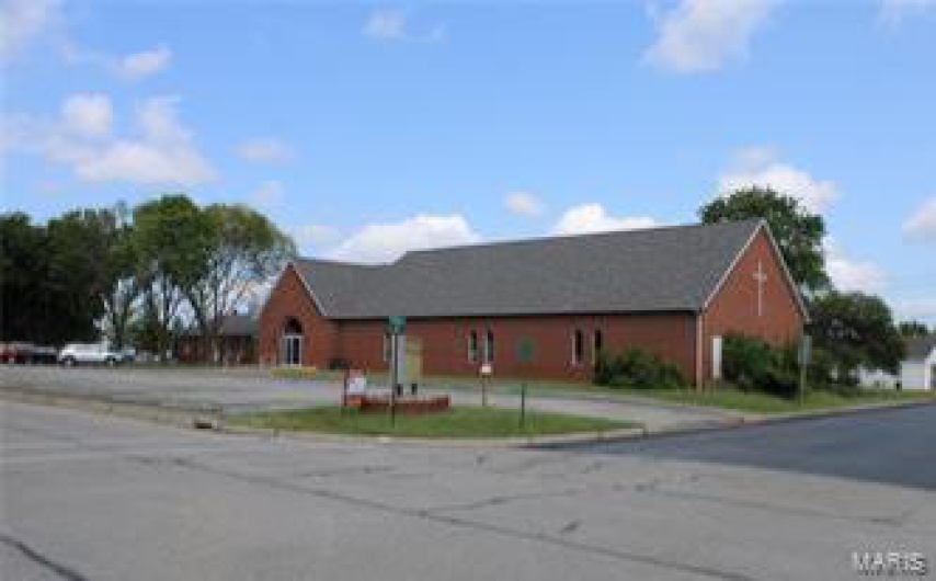 1010 Locust Street, Red Bud, Illinois 62278, ,Commercial Sale,For Sale,Locust,MAR23075311