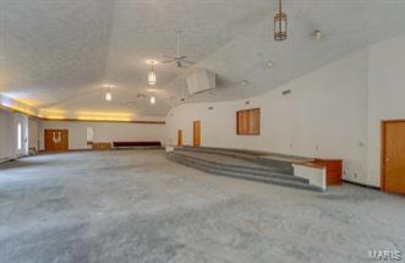 1010 Locust Street, Red Bud, Illinois 62278, ,Commercial Sale,For Sale,Locust,MAR23075311