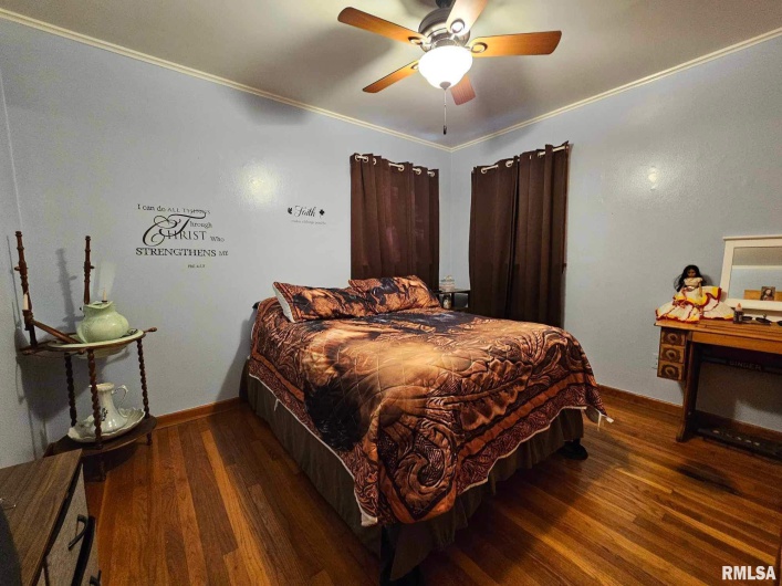405 4TH Street, Rosiclare, Illinois 62982, 2 Bedrooms Bedrooms, 0 ,1 BathroomBathrooms,Residential,For Sale,4TH,0,RMAEB451826