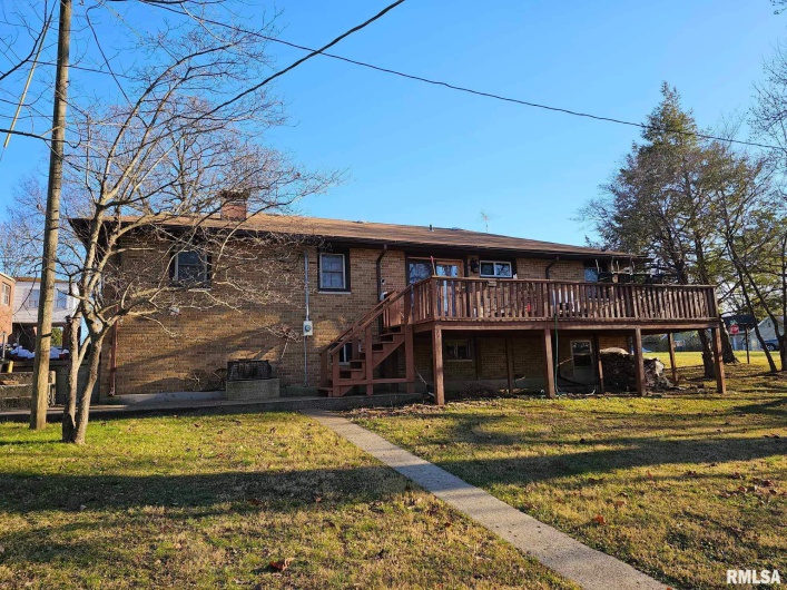 405 4TH Street, Rosiclare, Illinois 62982, 2 Bedrooms Bedrooms, 0 ,1 BathroomBathrooms,Residential,For Sale,4TH,0,RMAEB451826