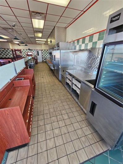 21962 Highway 32, Ste Genevieve, Missouri 63670, ,Commercial Sale,For Sale,Highway 32,MAR23067098