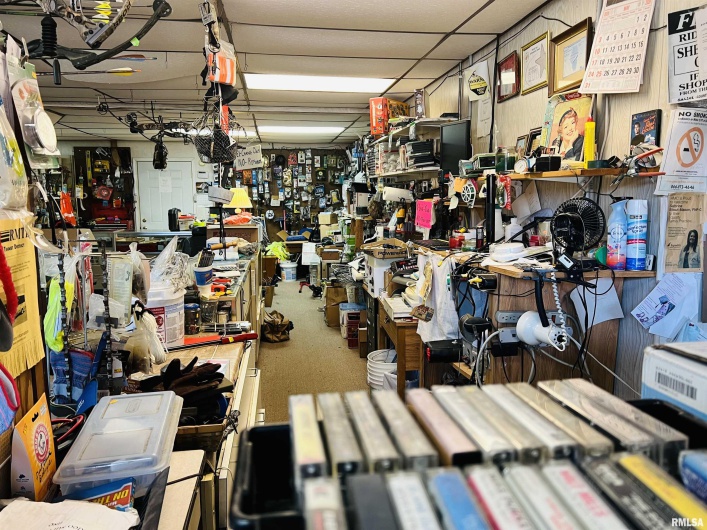 323 RAYMOND Street, Harrisburg, Illinois 62946, 0 , 0 ,0,Commercial Sale,For Sale,RAYMOND,0,RMAEB449990