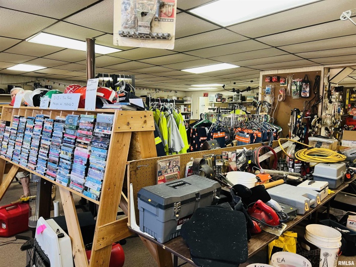 323 RAYMOND Street, Harrisburg, Illinois 62946, 0 , 0 ,0,Commercial Sale,For Sale,RAYMOND,0,RMAEB449990