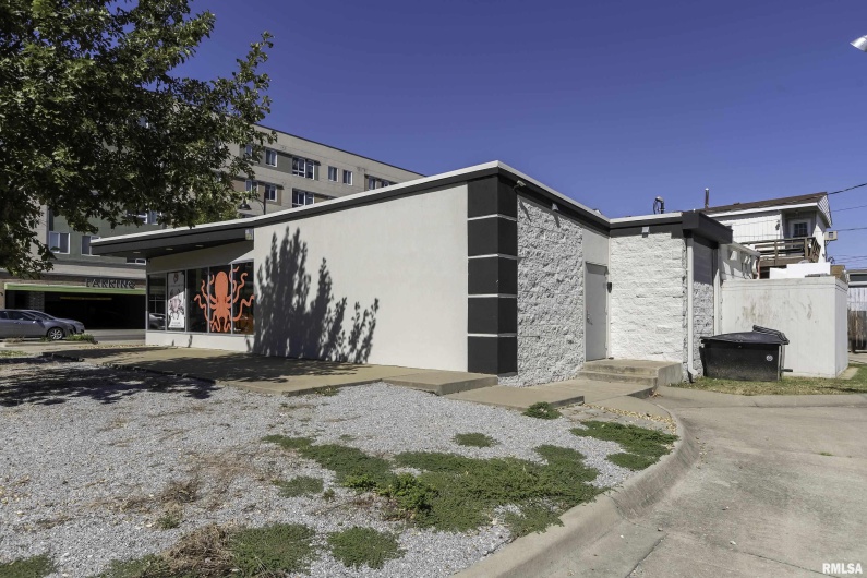 709 ILLINOIS Avenue, Carbondale, Illinois 62901, 0 , 0 ,0,Commercial Sale,For Sale,ILLINOIS,0,RMAQC4249668