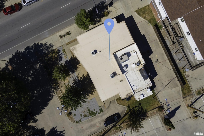 709 ILLINOIS Avenue, Carbondale, Illinois 62901, 0 , 0 ,0,Commercial Sale,For Sale,ILLINOIS,0,RMAQC4249668