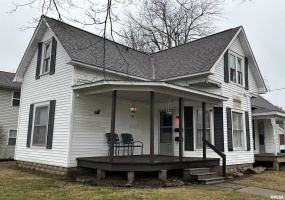 718 FOREST Avenue, Carbondale, Illinois 62901, 0 , 0 ,0,Residential Income,For Sale,FOREST,0,RMAEB452087