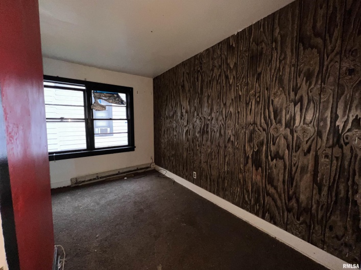 406 UNIVERSITY Avenue, Carbondale, Illinois 62901, 0 , 0 ,0,Residential Income,For Sale,UNIVERSITY,0,RMAEB452098