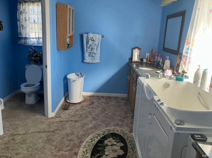 1302 Stokelan Dr, Malden, Missouri 63863, 3 Bedrooms Bedrooms, 6 Rooms Rooms,2 BathroomsBathrooms,Residential,For Sale,Stokelan Dr,MAR24007209