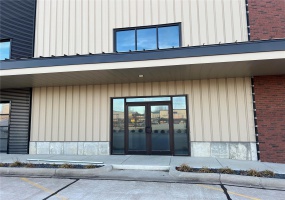 2015 Perryville Boulevard, Perryville, Missouri 63775, ,Commercial Lease,For Sale,Perryville,MAR24009219