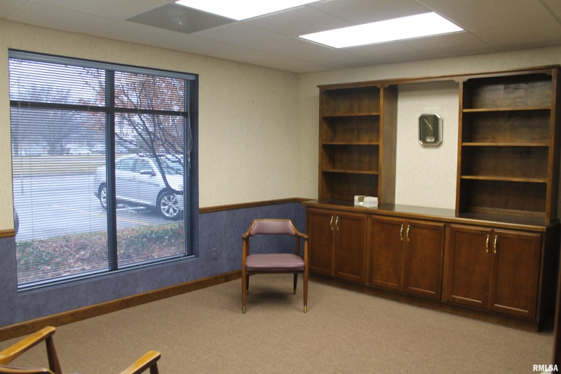 1001 MAIN Street, Carbondale, Illinois 62901, 0 , 0 ,0,Commercial Sale,For Sale,MAIN,0,RMAEB452360