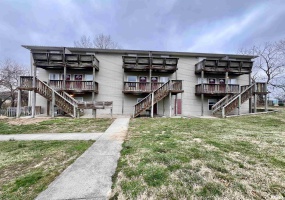 600 WASHINGTON Street, Carbondale, Illinois 62901, 0 , 0 ,0,Residential Income,For Sale,WASHINGTON,0,RMAEB452432