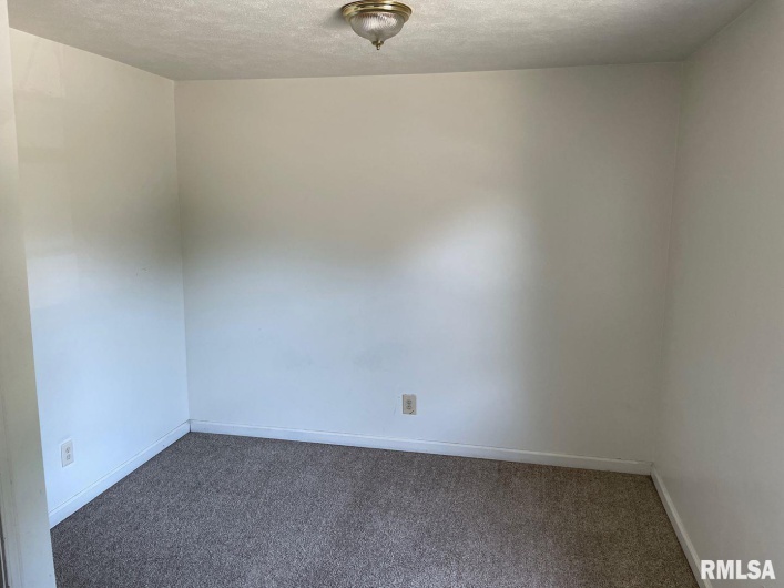710 COLLEGE Street, Carbondale, Illinois 62901, 0 , 0 ,0,Residential Income,For Sale,COLLEGE,0,RMAEB452443