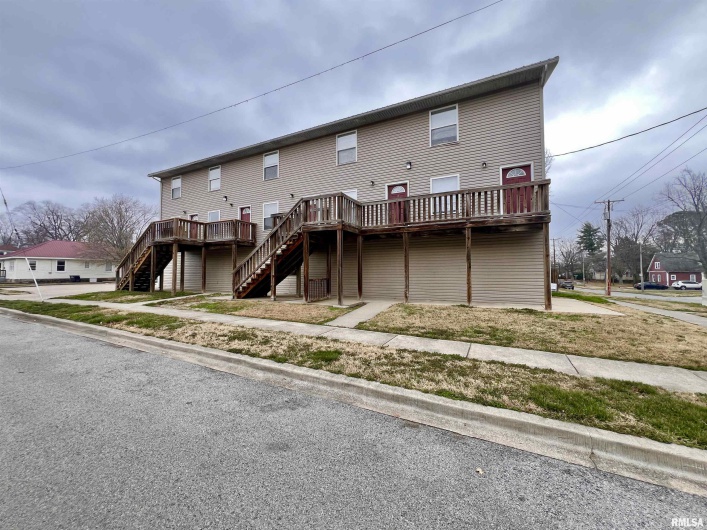 710 COLLEGE Street, Carbondale, Illinois 62901, 0 , 0 ,0,Residential Income,For Sale,COLLEGE,0,RMAEB452443