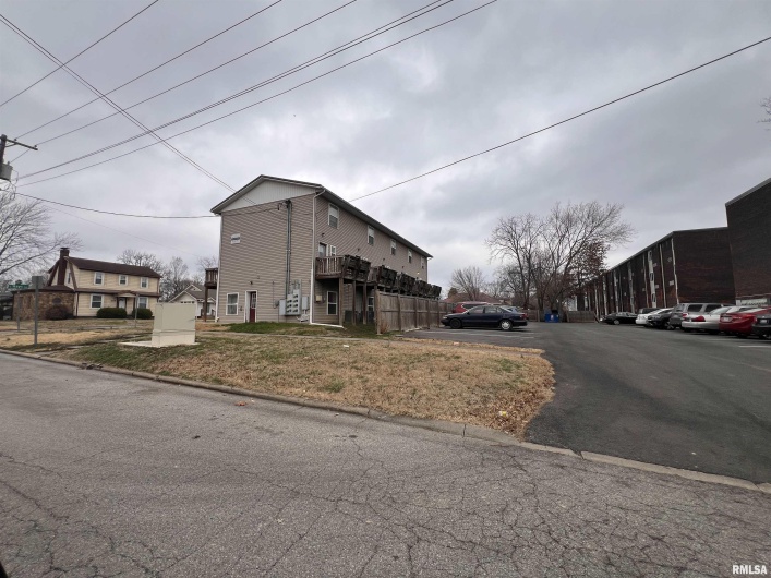 710 COLLEGE Street, Carbondale, Illinois 62901, 0 , 0 ,0,Residential Income,For Sale,COLLEGE,0,RMAEB452443