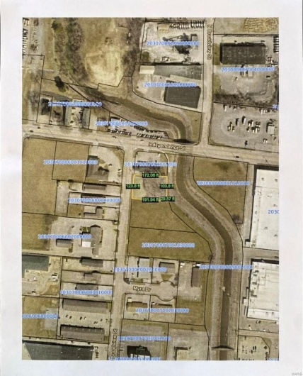 3 Broadview Street, Cape Girardeau, Missouri 63703, ,Commercial Sale,For Sale,Broadview,MAR24014235