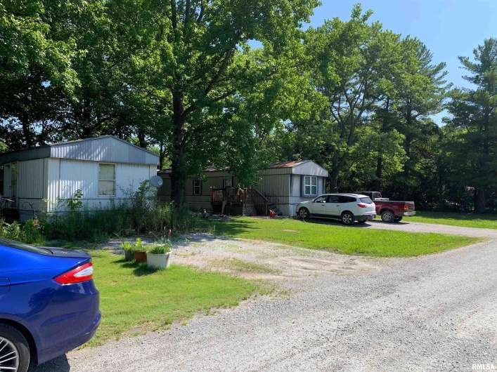 5281-5287 COUNTRY CLUB Road, Murphysboro, Illinois 62966, 0 , 0 ,0,Residential Income,For Sale,COUNTRY CLUB,0,RMAEB445821
