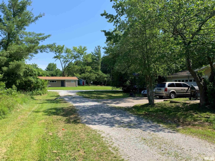 5281-5287 COUNTRY CLUB Road, Murphysboro, Illinois 62966, 0 , 0 ,0,Residential Income,For Sale,COUNTRY CLUB,0,RMAEB445821