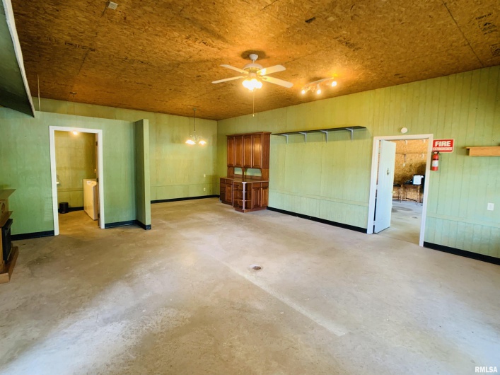 8890 US Hwy 45 N Highway, Eldorado, Illinois 62930, 0 , 0 ,0,Commercial Sale,For Sale,US Hwy 45 N,0,RMAEB452642