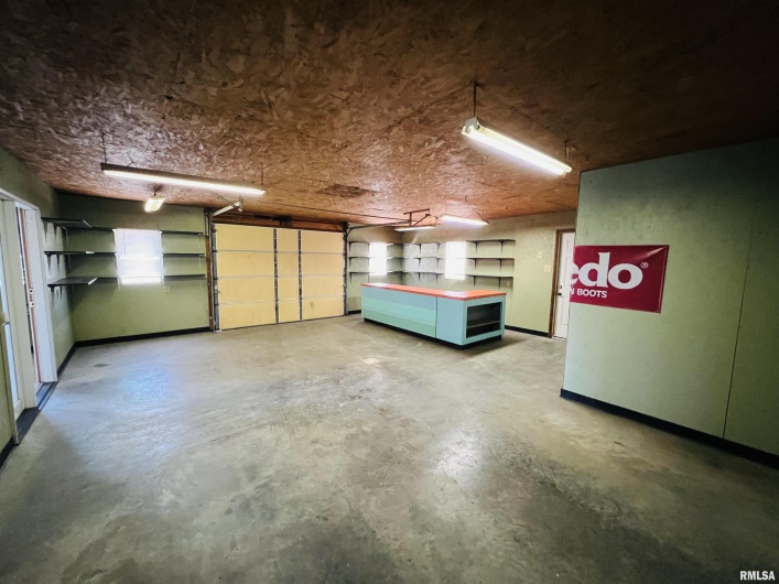 8890 US Hwy 45 N Highway, Eldorado, Illinois 62930, 0 , 0 ,0,Commercial Sale,For Sale,US Hwy 45 N,0,RMAEB452642