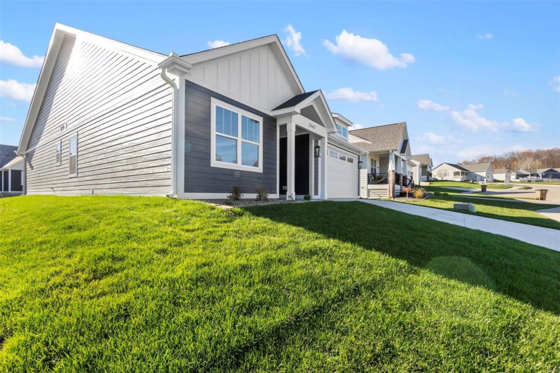 2640 Walden Boulevard, Cape Girardeau, Missouri 63701, 3 Bedrooms Bedrooms, 9 Rooms Rooms,2 BathroomsBathrooms,Residential,For Sale,Walden,MAR24024580