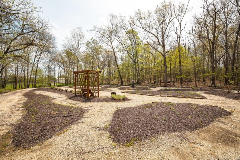 120 Assembly Ln., Arcadia, Missouri 63621, ,Commercial Sale,For Sale,Assembly Ln.,MAR24024310
