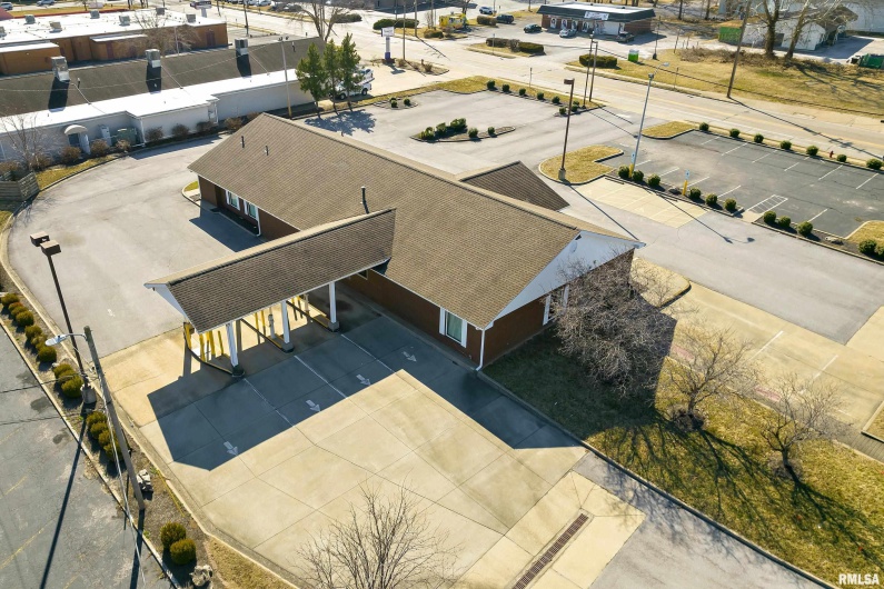 601 MAIN Street, Carbondale, Illinois 62901, 0 , 0 ,0,Commercial Sale,For Sale,MAIN,0,RMAEB452884