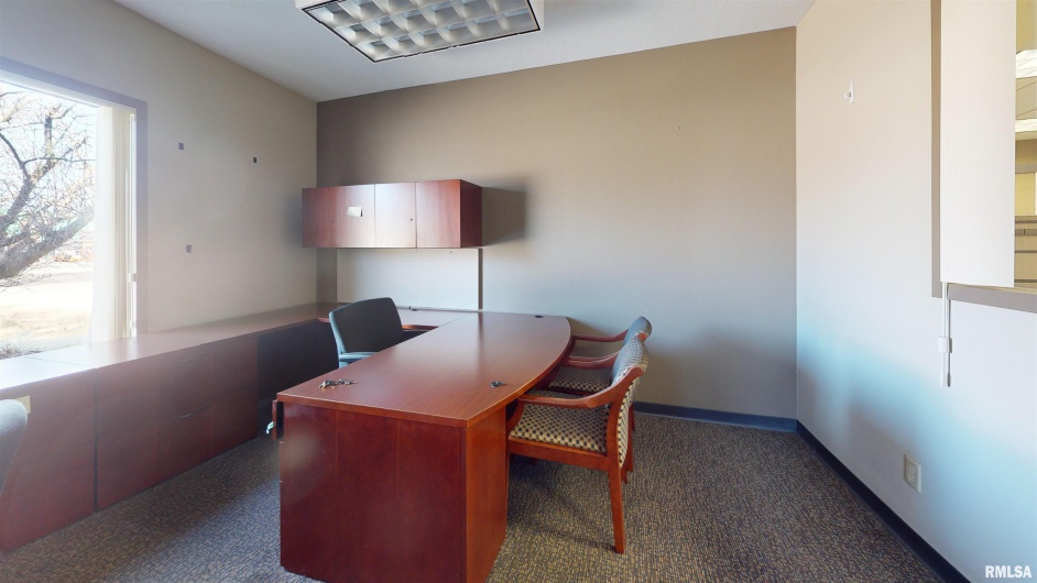 601 MAIN Street, Carbondale, Illinois 62901, 0 , 0 ,0,Commercial Sale,For Sale,MAIN,0,RMAEB452884