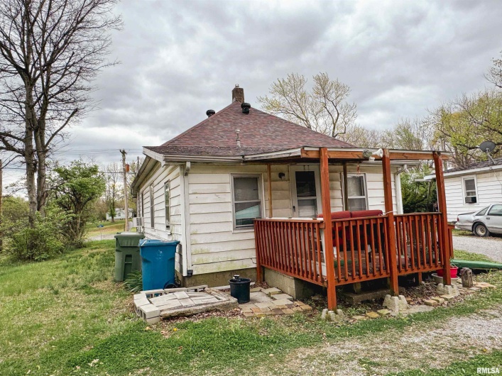 325 LEWIS Street, Anna, Illinois 62906, 2 Bedrooms Bedrooms, 0 ,1 BathroomBathrooms,Residential,For Sale,LEWIS,0,RMAEB452909