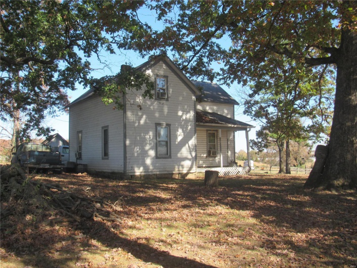 1741 Liberty Street, Farmington, Missouri 63640, 3 Bedrooms Bedrooms, 8 Rooms Rooms,1 BathroomBathrooms,Farm,For Sale,Liberty,MAR23065245