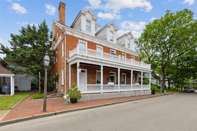 146 3rd Street, Ste Genevieve, Missouri 63670, ,Commercial Sale,For Sale,3rd,MAR24032215