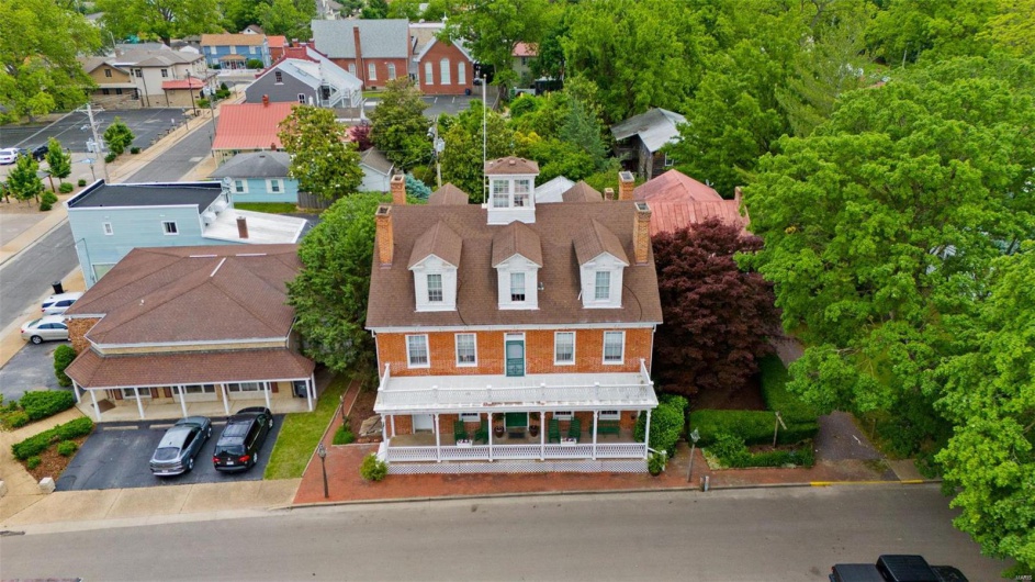146 3rd Street, Ste Genevieve, Missouri 63670, ,Commercial Sale,For Sale,3rd,MAR24032215