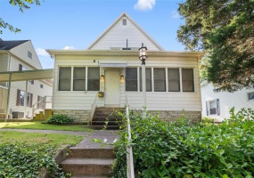 435 Frederick Street, Cape Girardeau, Missouri 63701, 6 Bedrooms Bedrooms, 12 Rooms Rooms,2 BathroomsBathrooms,Residential,For Sale,Frederick,MAR24033194