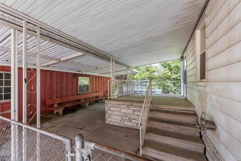 435 Frederick Street, Cape Girardeau, Missouri 63701, 6 Bedrooms Bedrooms, 12 Rooms Rooms,2 BathroomsBathrooms,Residential,For Sale,Frederick,MAR24033194