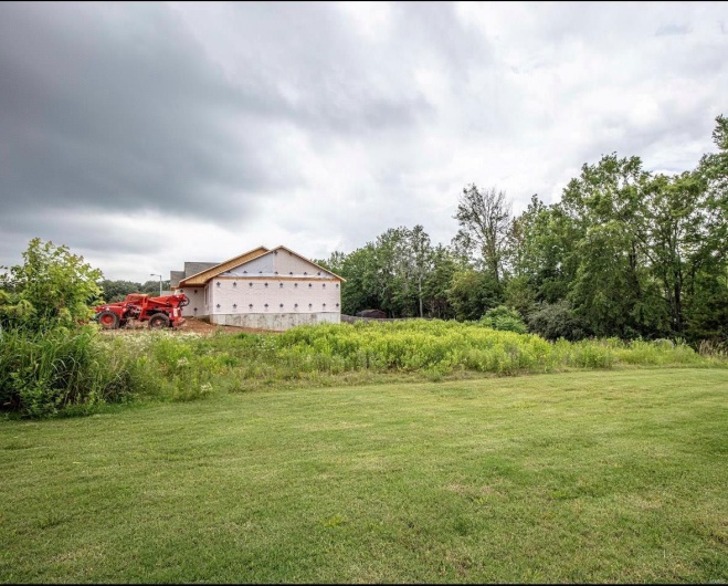 303 Grady, Poplar Bluff, Missouri 63901, ,Land,For Sale,Grady,MAR24036381