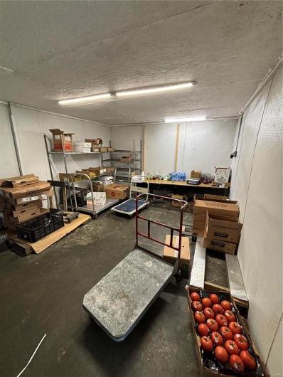 420 Short Oak, Poplar Bluff, Missouri 63901, ,Commercial Sale,For Sale,Short Oak,MAR24036829