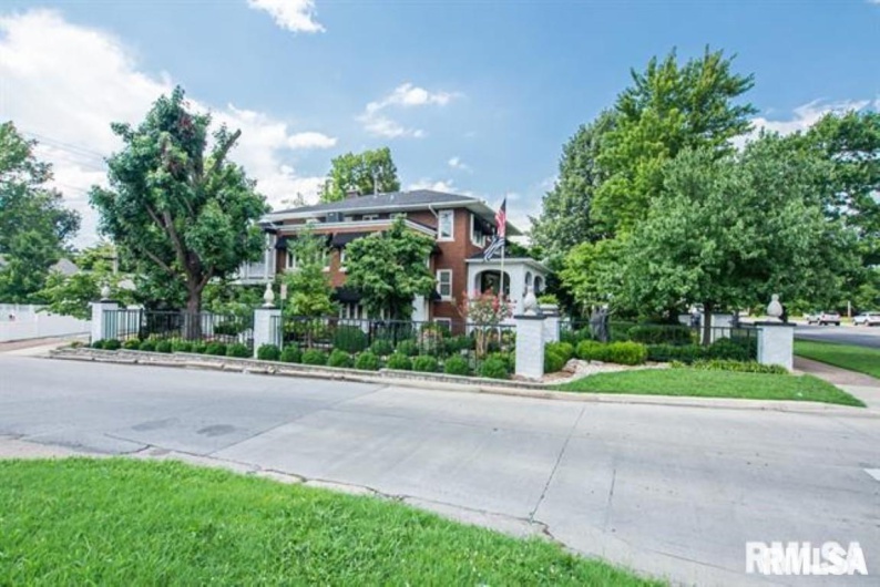 521 PARK Avenue, Herrin, Illinois 62948, 0 , 0 ,0,Commercial Sale,For Sale,PARK,0,RMAEB453903