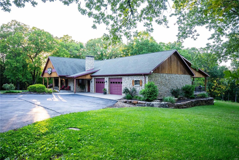 730 PCR 848, Perryville, Missouri 63775, 6 Bedrooms Bedrooms, 11 Rooms Rooms,4 BathroomsBathrooms,Farm,For Sale,PCR 848,MAR24039114